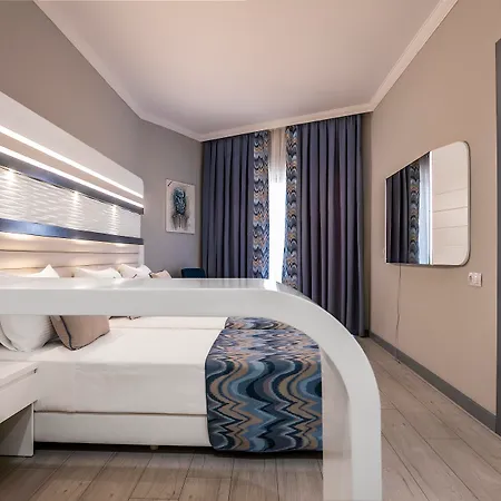 Hotel Blue Marlin Deluxe & 5*
