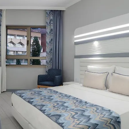 Hotel Blue Marlin Deluxe & 5*